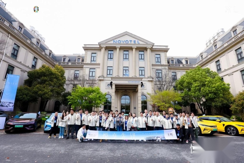 实测续航达成率114.04%！媒体深度体验比亚迪宋L横跨六城