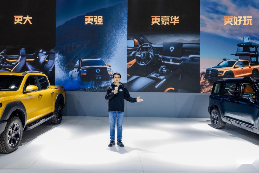 中国最强硬派越野皮卡山海炮性能版登陆长沙车展