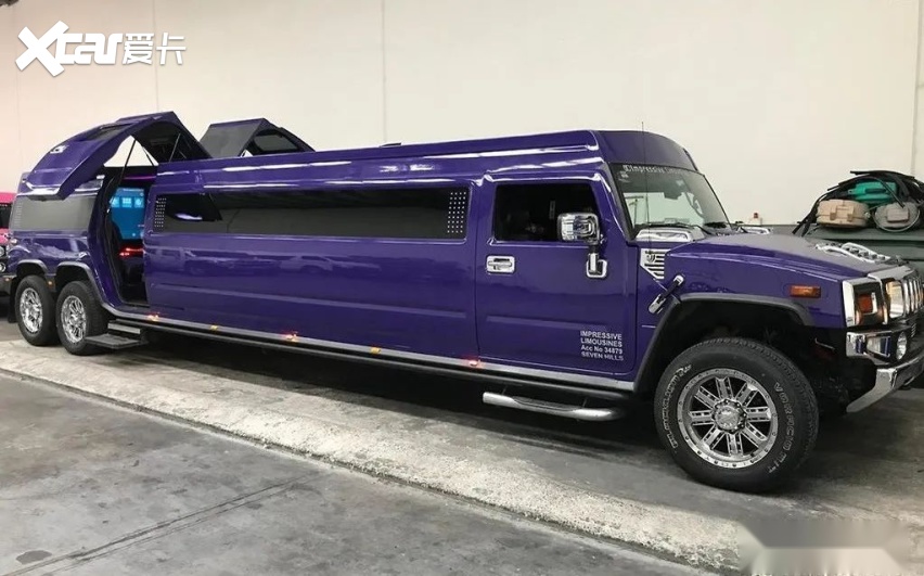澳洲市场那些最古怪新奇的豪华加长车,前英女王座驾也在其中?