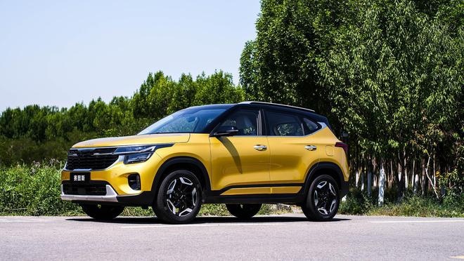 定位紧凑级SUV，科技配置有提升，体验起亚赛图斯1.5L车型