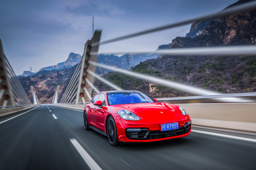 “瓦罐”迷的终极梦想 试驾保时捷Panamera GTS