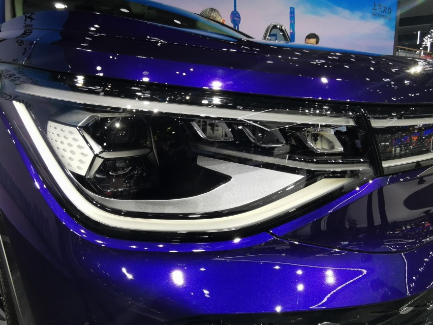 上海车展实拍：纯电动中型SUV 上汽大众ID.6 X