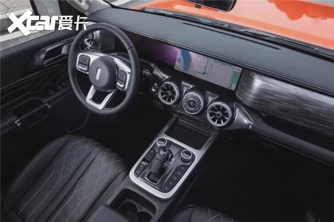 还要啥路虎卫士、奔驰大G 17.58万起售的坦克300不香吗