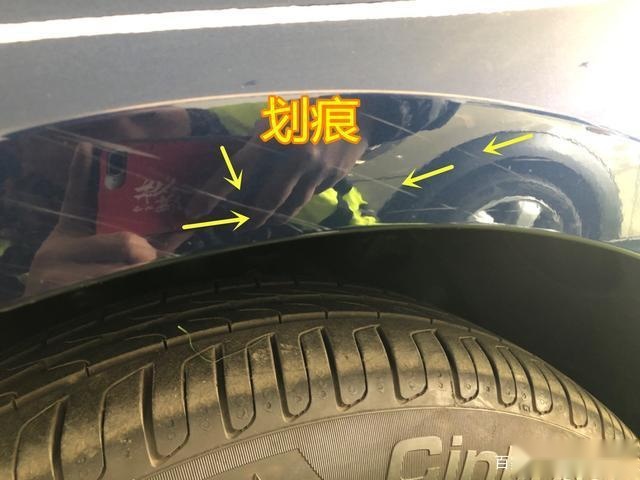 花13.8万买这台宝马三缸机！小伙：就图这蓝天白云，抖就抖吧