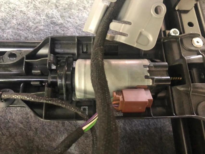 19款奔驰AMG GT50改装23P驾驶辅助系统和前排座椅记