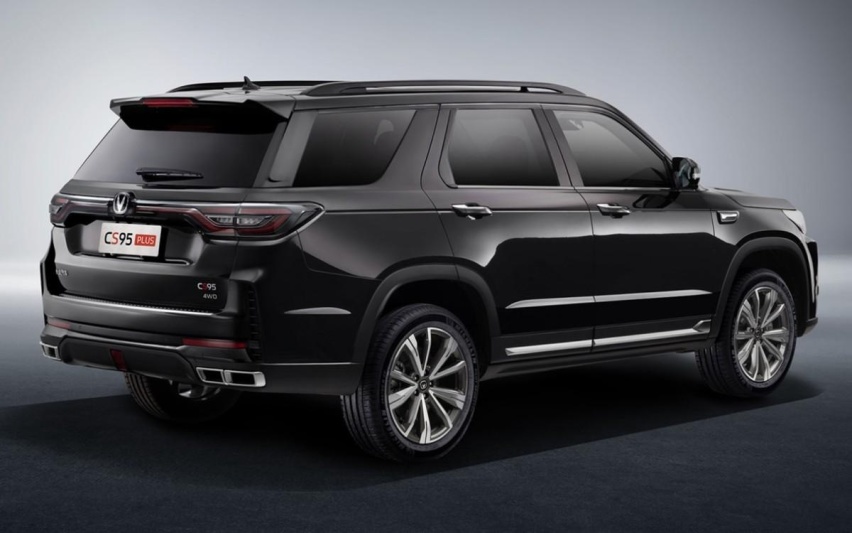 长安CS95 PLUS正式上市，七座布局中大型SUV，17.59万起售