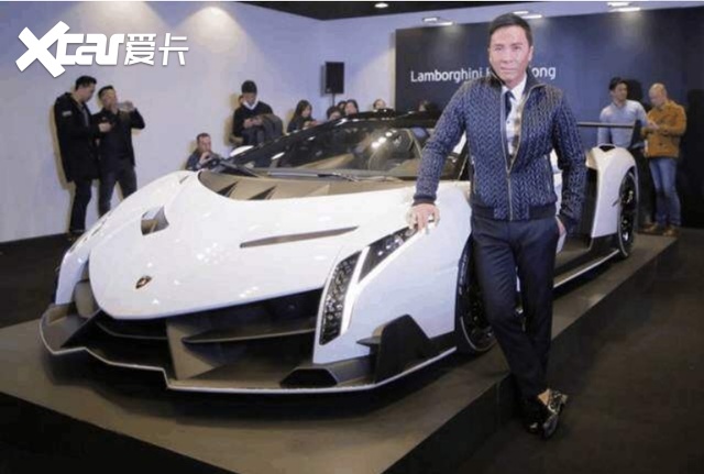 甄子丹的就是一辆兰博基尼aventador(参数|询价)(参数|询价)的白色版