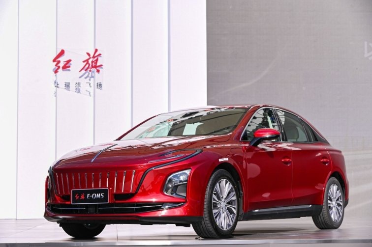 PLUS不只是大这么简单：红旗E-QM5 E-QM5 560公里 PL