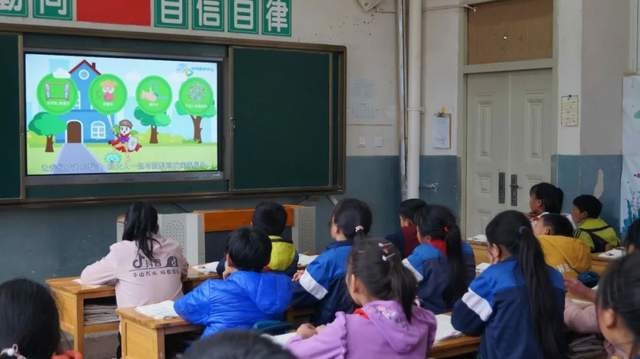 以科技赋能教育  捷豹路虎“梦想课堂+”项目正式启动