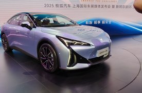 充电速度vs实用空间：极狐新阿尔法S5与小鹏MONA M03你站位谁？