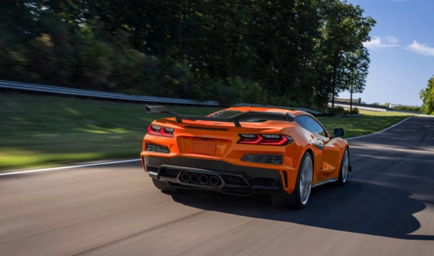 全新科尔维特C8 Z06正式发布，2.6秒破百