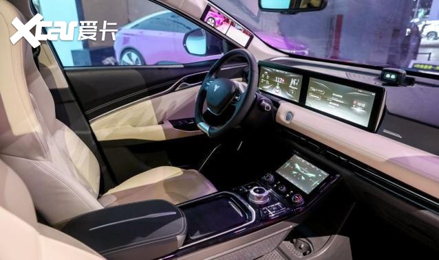 首次采用透明A柱的国产SUV，续航500公里破百不到5秒