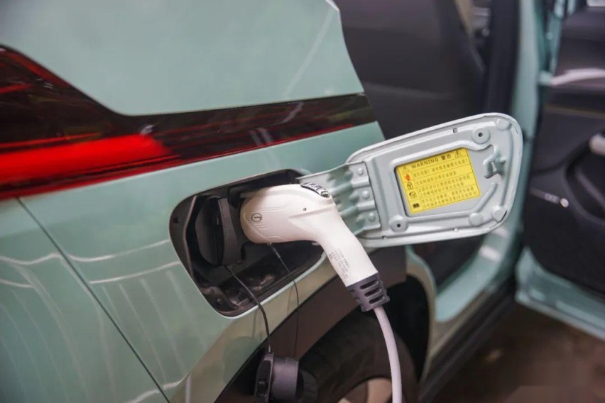 花里胡哨快走开、我要的就是实用,20万级最好的家用纯电SUV?