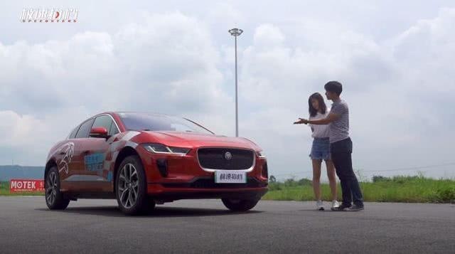 加速4秒多的SUV 赛道上能跑多快？Jacky、小乔激试捷豹