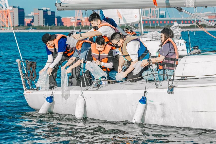 首次披露ESG战略六大方向吉利汽车发布2022年ESG报告