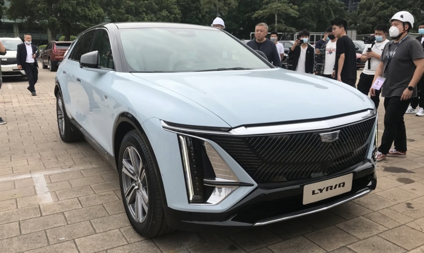 凯迪拉克GT4，燃油轿跑SUV，卖22万胜算也不大