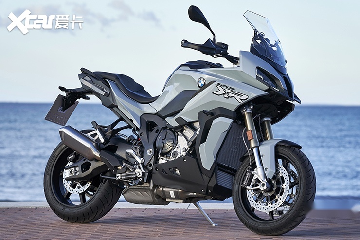 多面手跨界摩托宝马s1000xr2020外媒测评