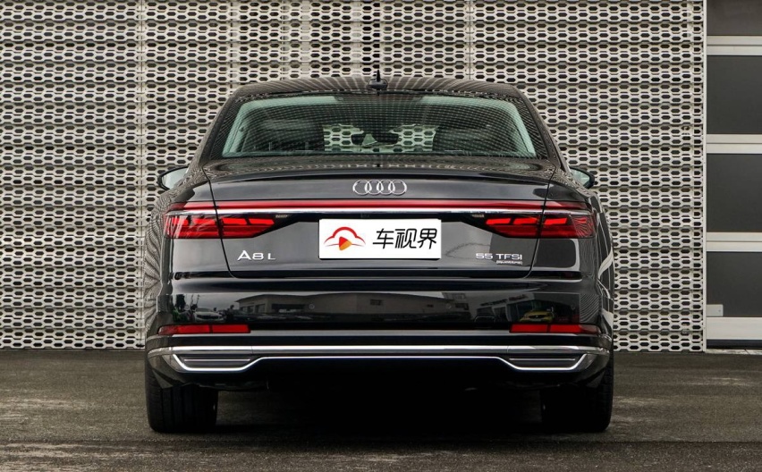 互联网公司老板想买A8，看了朋友的S级，明白买豪车得大奔