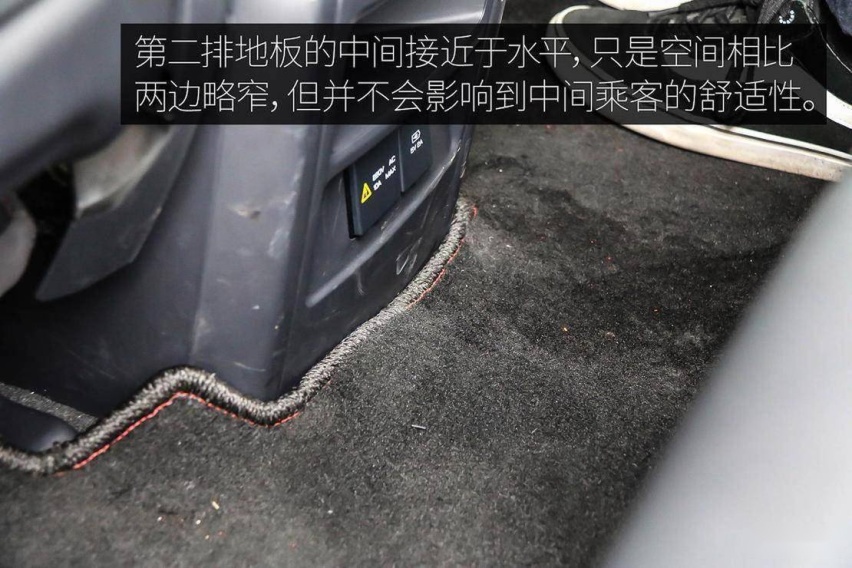 110617cy48qfb8ztpm68np.jpg