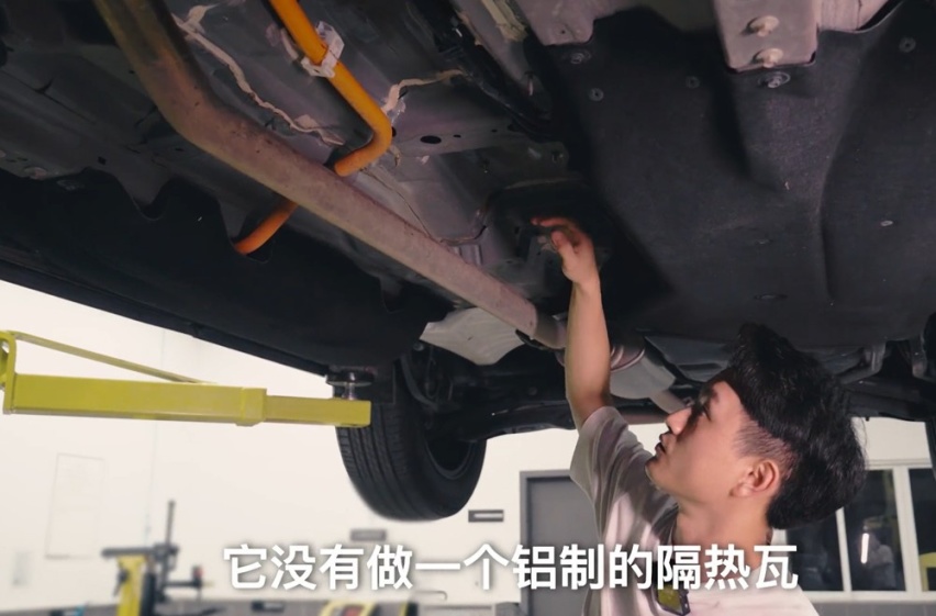 为什么说全新4008是十几万的车，二十万的做工，三十万的驾驶感受