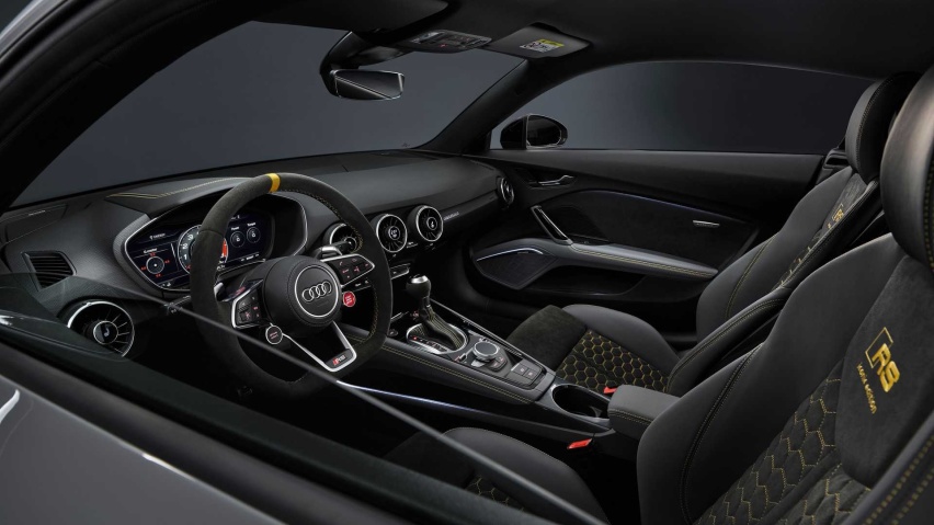 限量100台 奥迪TT RS iconic版官图发布 配专属标志