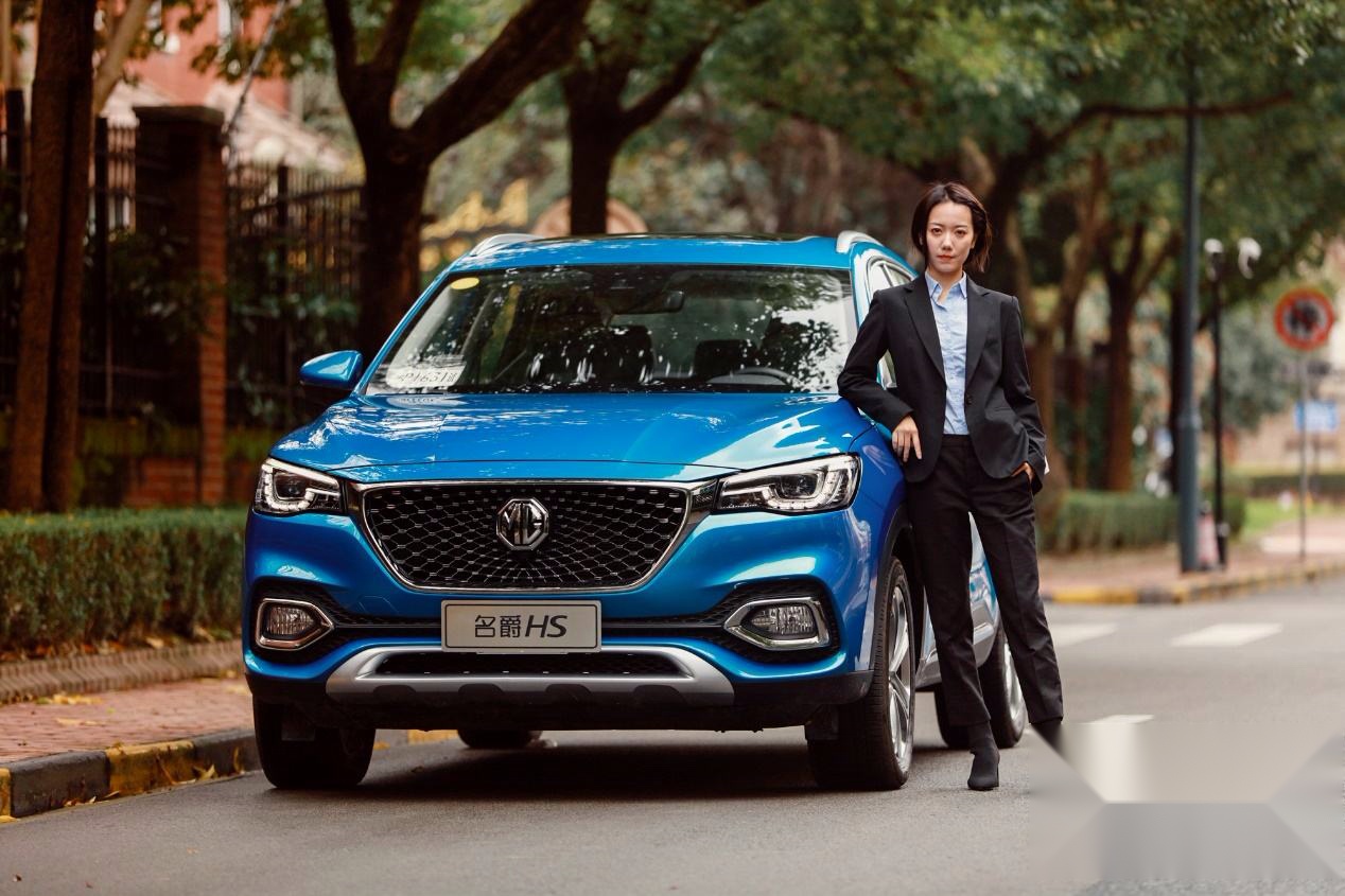 15万买紧凑型运动SUV，名爵HS和吉利星越怎么选？