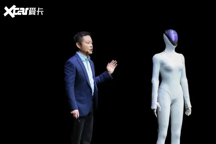 小鹏的“双面财报”