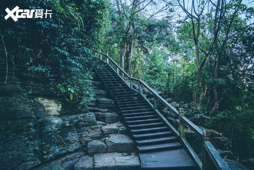 藏在贵州深山之中的古堡 哈弗F7x探秘海龙传说