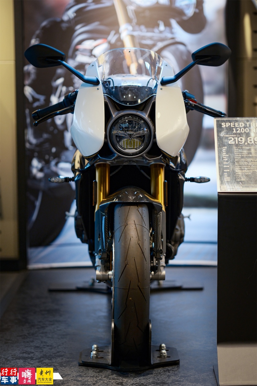 摩托车界的大佬|Triumph凯旋-Speed Triple 1200