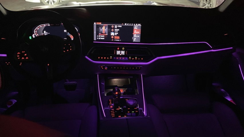 标配激光大灯的中大型SUV！开上TA才懂啥叫豪华又运动