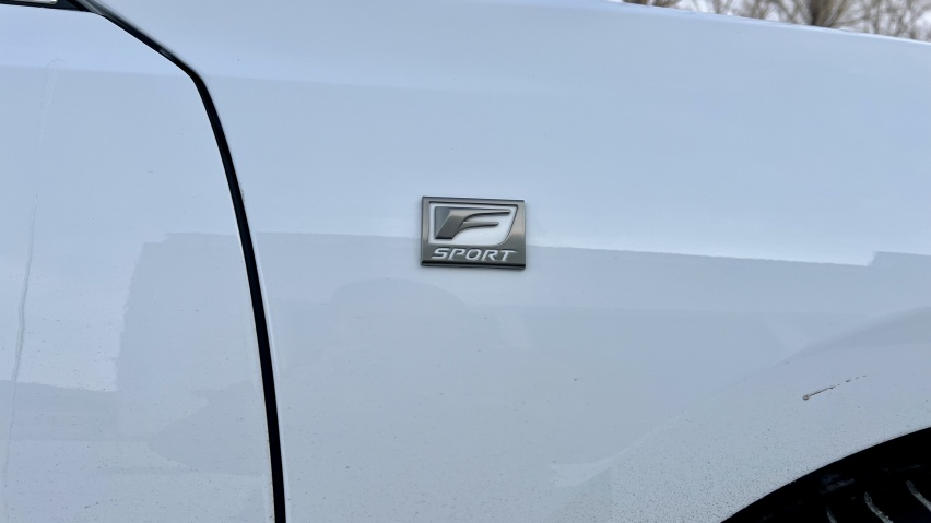 你管这叫运动版？试驾雷克萨斯ES 300h F SPORT