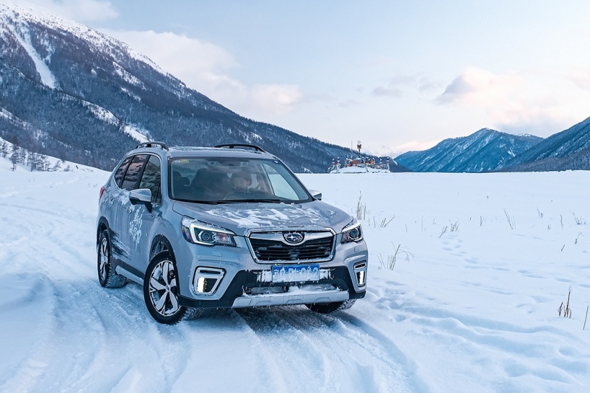 -15℃的冰天雪地，开什么SUV最稳最安全？