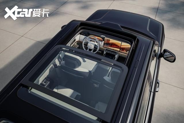 极氪9X上市45.59万元起：一台技术“饱和式攻击”的价值标杆