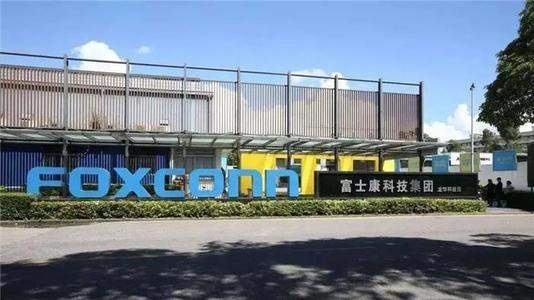 躬身入局｜富士康为什么要救拜腾？