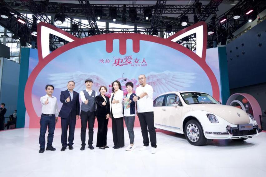 五大展台十余款新车 长城汽车惊艳亮相2021广州车展