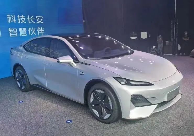 轿跑不过瘾，驱逐舰都来了，广州车展重磅自主轿车还得看这几款
