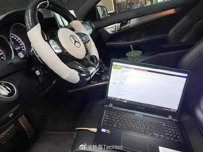 奔驰W204 C63AMG德国Techtec刷电脑刷ECU