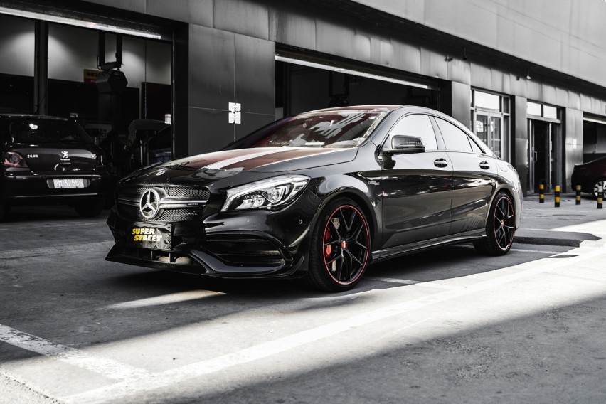 奔驰AMG CLA45改装EBC刹车钢喉