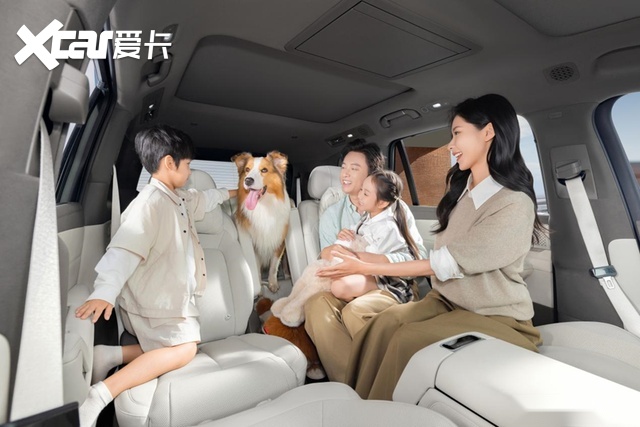 大六座安全豪华SUV腾势N8L正式开启预售,预售价31.98万起