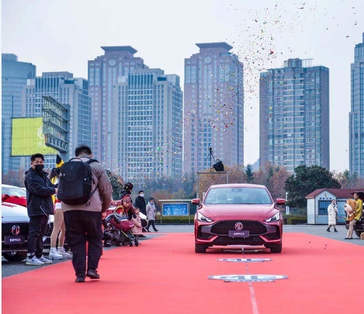 8万级的精品轿跑，全新MG5能否吸引年轻人？