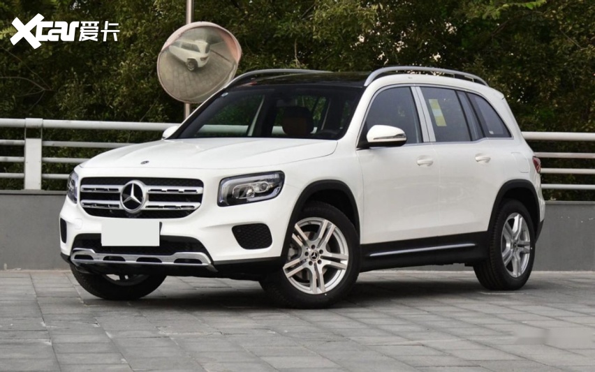 30万的奔驰glb,现仅需18万多,豪华燃油车车价天塌了