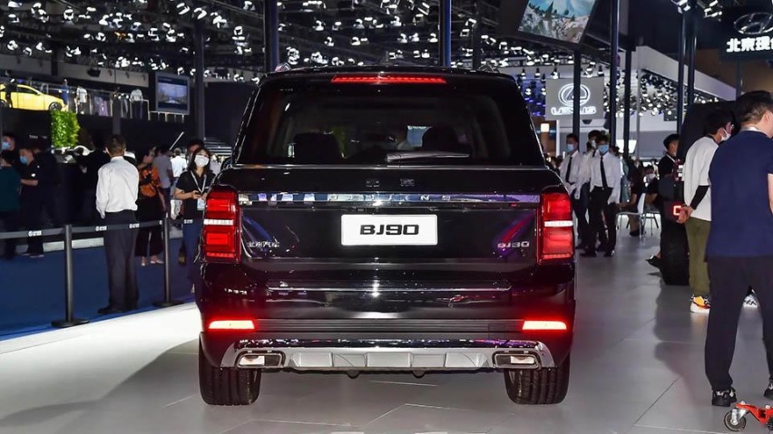 不到50万买3.0T+9AT值吗？北京BJ90新车每月还得花3200元