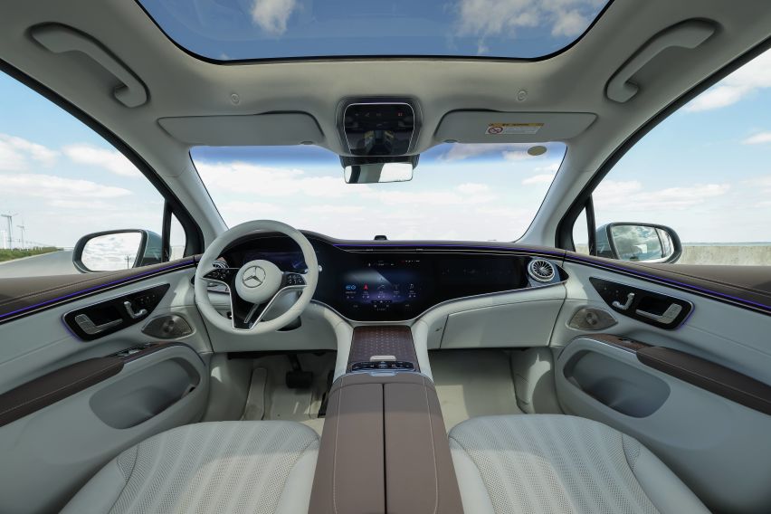 【梅赛德斯EQ发布全新EQS纯电大型豪华SUV】