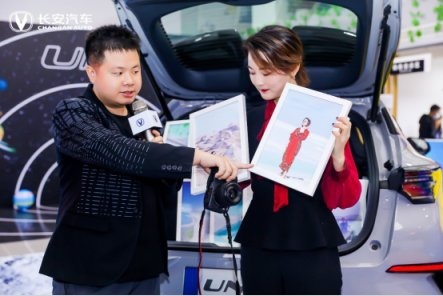 百家UNI星球专属门店开业，长安高端品牌雏形显现