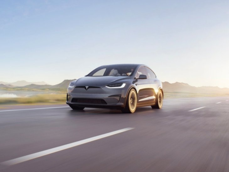 卉眼识车|特斯拉Model 3 焕新版25.99万元开启预售