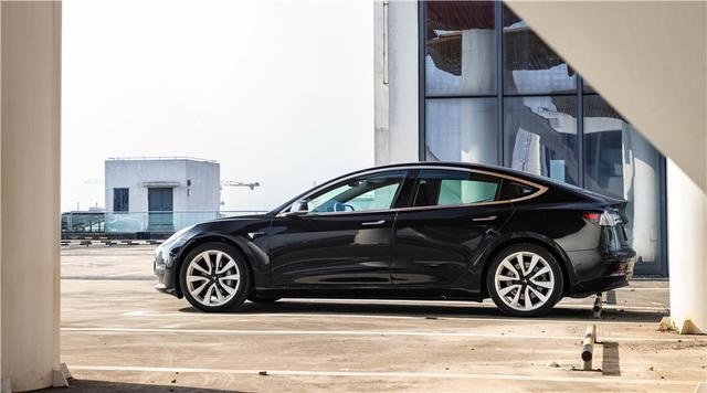 《电评车》Model 3:革燃油车的命,只是因为技术?