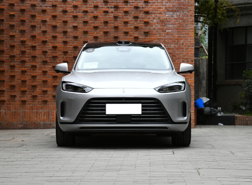 3年的特斯拉Model Y车主，第一次试驾问界M5，车主说出了真心话