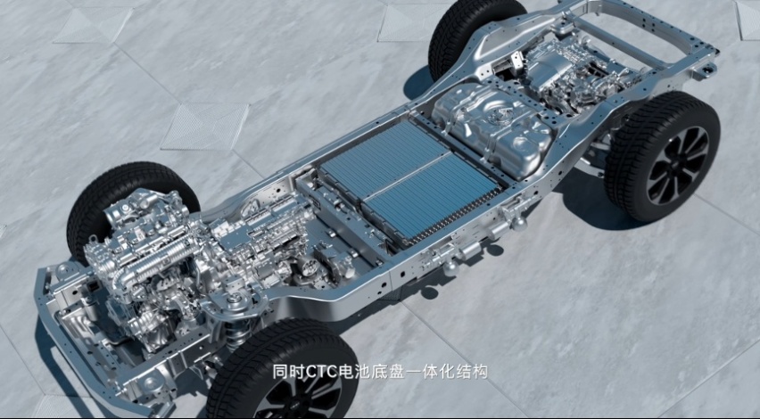 能冲沙漠，也能日常通勤，说“方程豹DMO改写越野车”这话靠谱吗