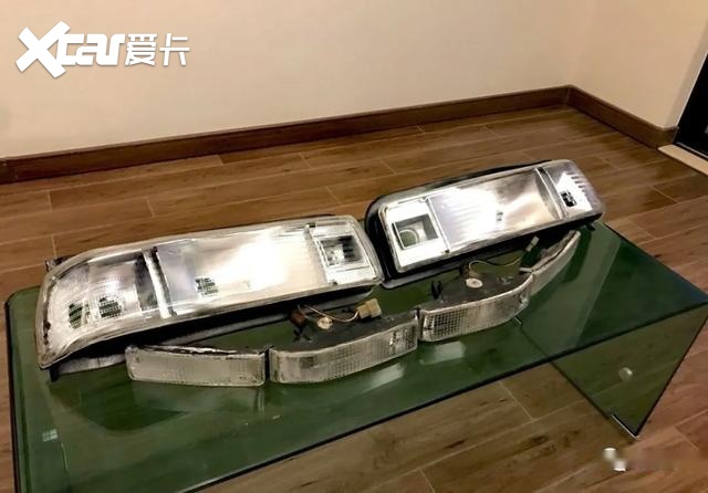 最早国产的JDM车型之一，这辆夏利曾经红遍大江南北