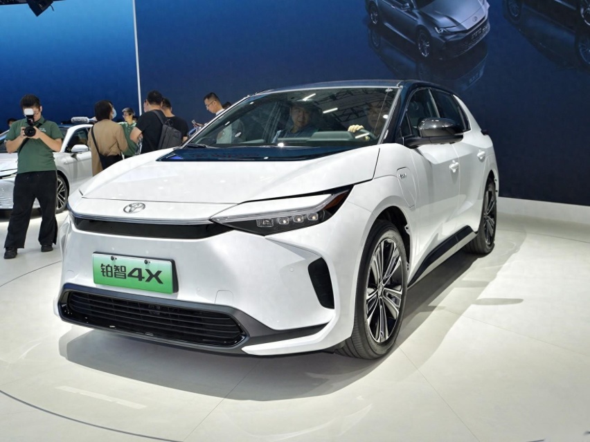 17.98万起，续航615km：不是问界M5买不起，而是铂智4X更有性